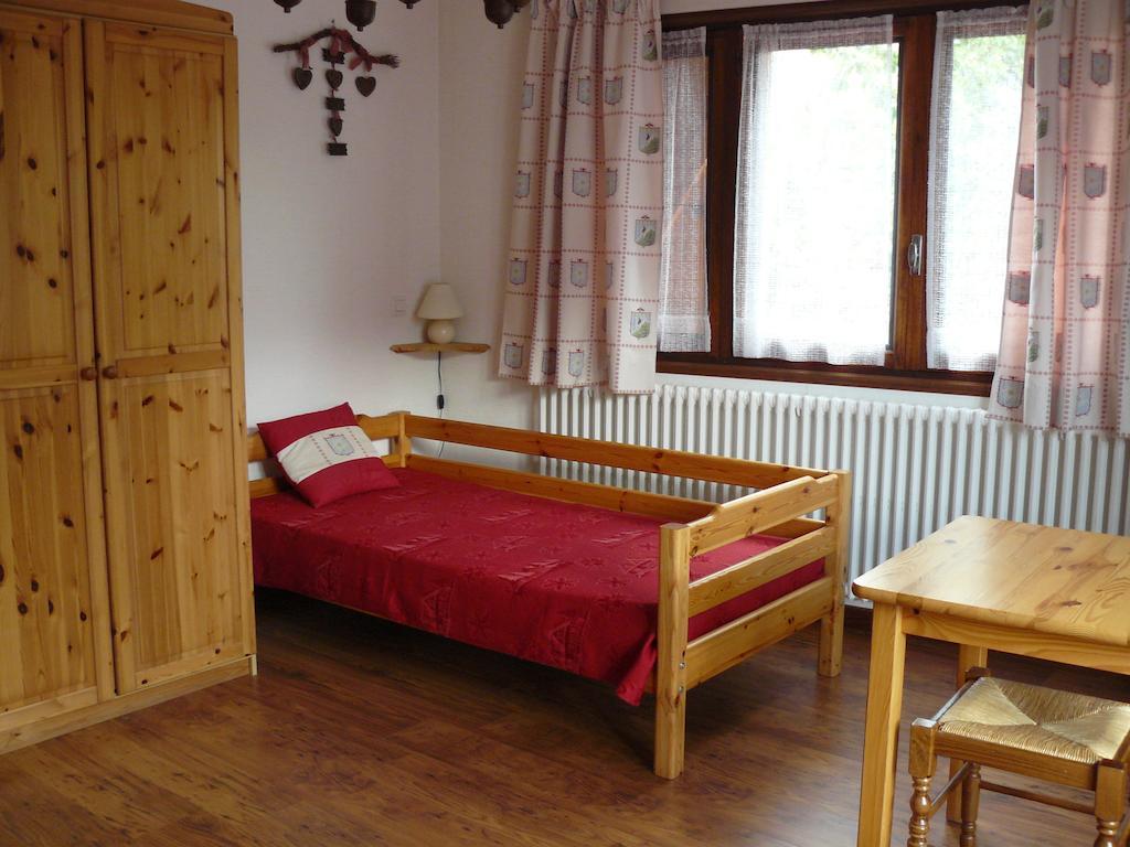 Gite Les Emptes Grand-Aigueblanche Zimmer foto
